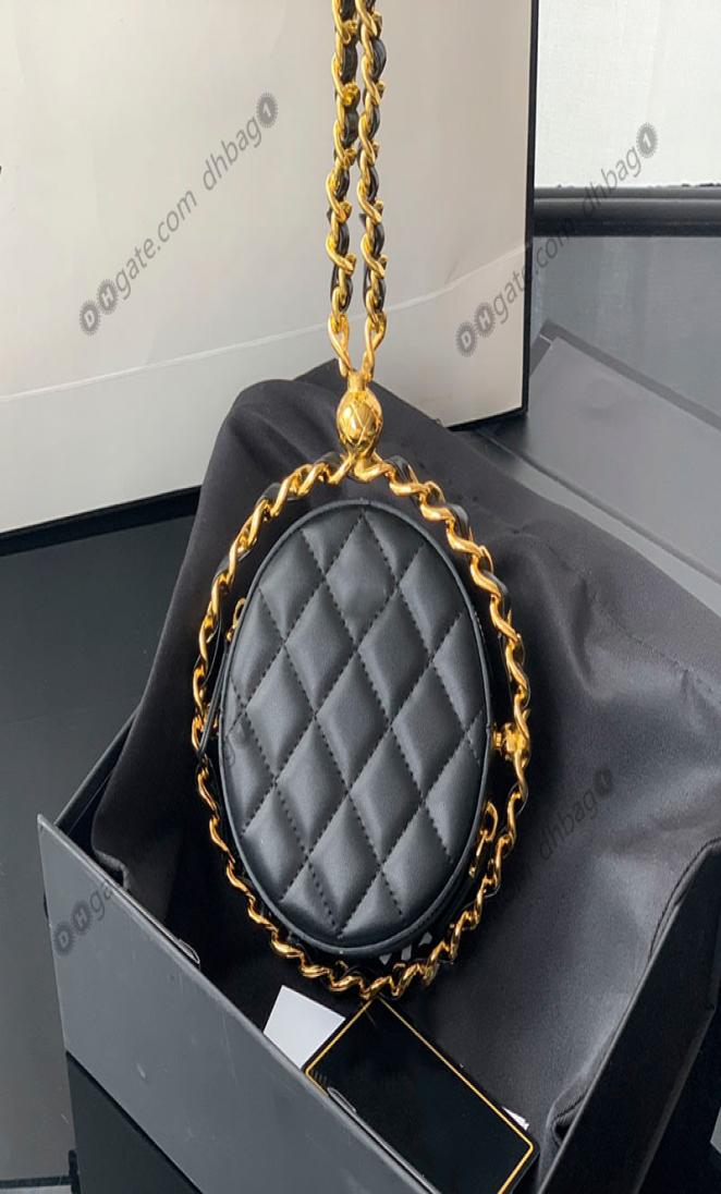Designer 2022 Rotating Mini Round Evening Bags Black Real Leather Quilted Luxury Handbags Gold Metal Hardware Portable Chain Tote 4089334
Designer 2022 Rotating Mini Round Evening Bags Black Real Leather Quilted Luxury Handbags Gold Metal Hardware Portable Chain Tote 4089334
