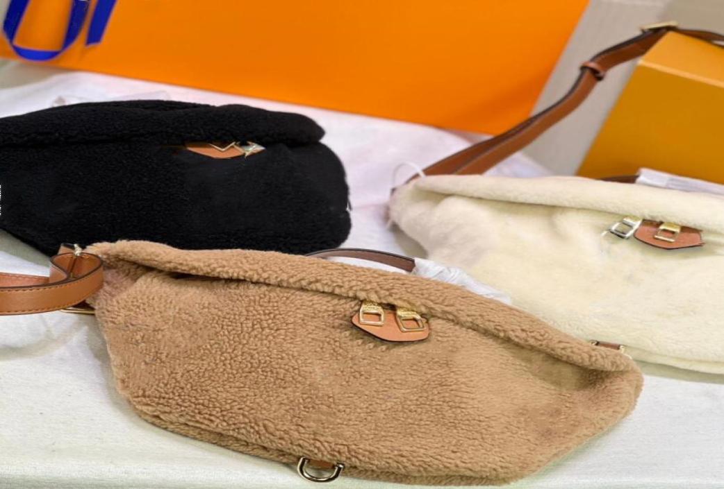 Winter Belt Waist bag Chest Pack Plush Handbags Purse Fannypack Women Crossbody Bags Classic Letter Old Flower Fuzzy Handbag Walle8050771
Winter Belt Waist bag Chest Pack Plush Handbags Purse Fannypack Women Crossbody Bags Classic Letter Old Flower Fuzzy Handbag Walle8050771