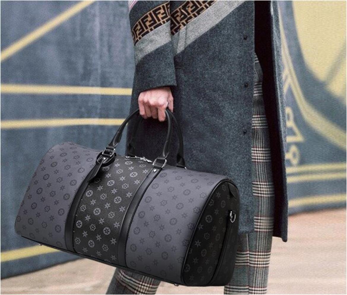 2022 Duffle bag Classic 25 30 55 Travel luggage for men real leather Top quality women crossbody totes shoulder Bags mens womens h1613269, Sky blue
2022 Duffle bag Classic 25 30 55 Travel luggage for men real leather Top quality women crossbody totes shoulder Bags mens womens h1613269, Sky blue