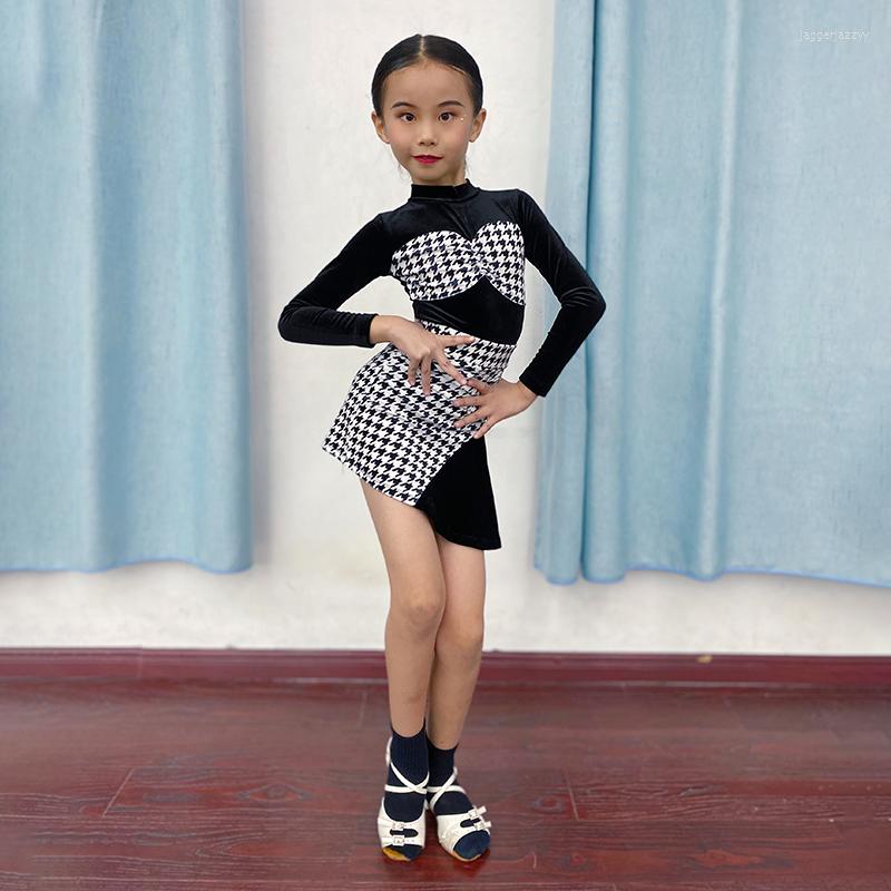 Stage Wear 2023 Latin Dancing Dress Girls Long Sleeved Velvet Dance Performance Practice SL7555
Stage Wear 2023 Latin Dancing Dress Girls Long Sleeved Velvet Dance Performance Practice SL7555