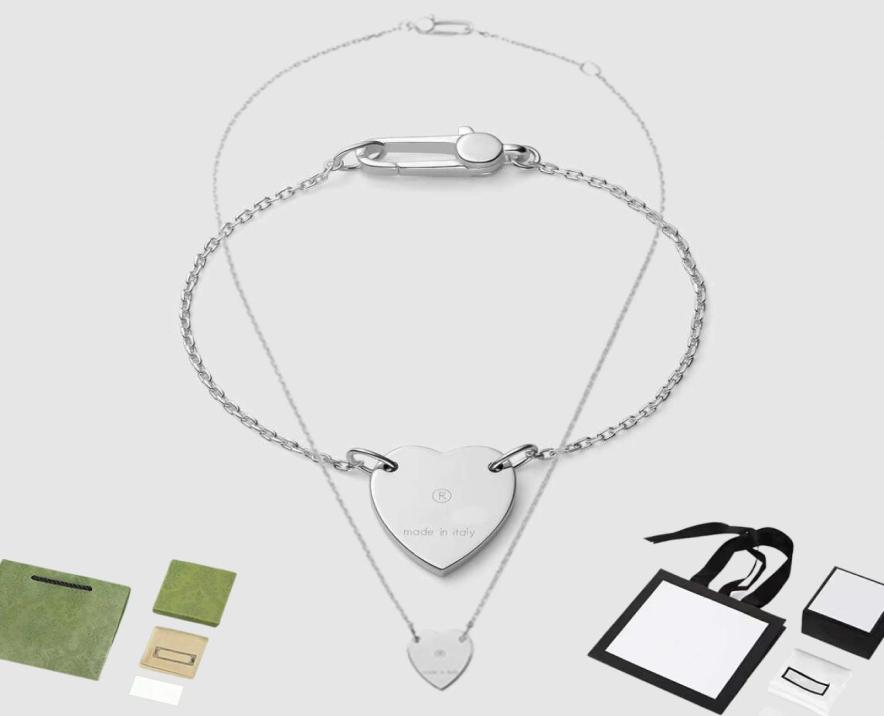 Heart Love Charm Bracelets Necklace Set For Women Luxury Designer Bracelet Lovers Lady Pendant Necklaces Silver Jewelry Earrings W4393428
Heart Love Charm Bracelets Necklace Set For Women Luxury Designer Bracelet Lovers Lady Pendant Necklaces Silver Jewelry Earrings W4393428