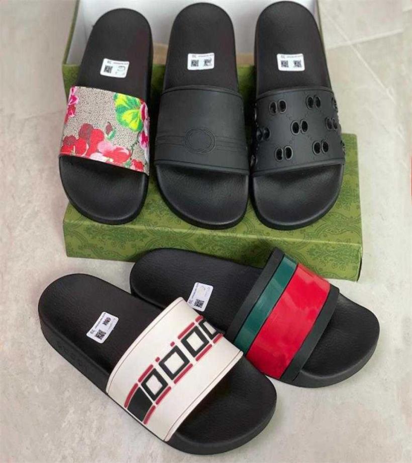 Slides New Rubber Sandals Floral Brocade Women Men Slipper Flat Bottoms Flip Flops Womens Fashion Striped Beach Slippers WITH BOX 5883776, Black
Slides New Rubber Sandals Floral Brocade Women Men Slipper Flat Bottoms Flip Flops Womens Fashion Striped Beach Slippers WITH BOX 5883776, Black