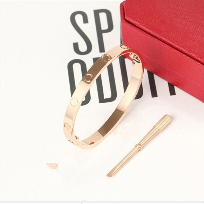 Love bracelet bracelet men bracelets designer for women bracelet rose fashion bracelet golden cuff party men's and women's luxury braceles universal couple
Love bracelet bracelet men bracelets designer for women bracelet rose fashion bracelet golden cuff party men's and women's luxury braceles universal couple
