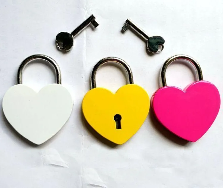 Creative Alloy Heart Shape Keys Padlock Mini Archaize Concentric Locks Vintage Old Antique Door Locks With Keys