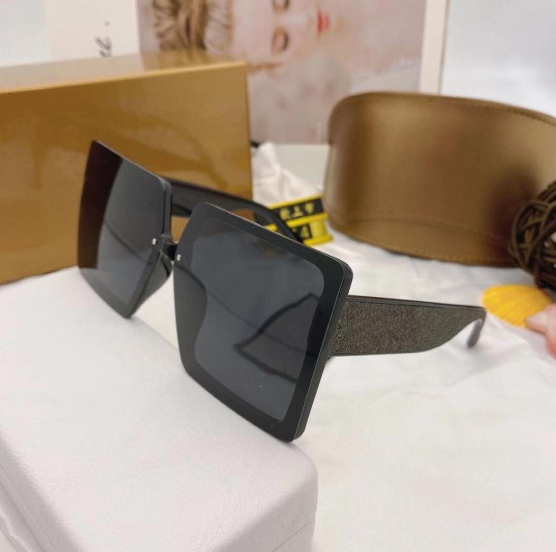 Fashion trendy stunning women sunglasses beach vocation luxury designer vintage oversized stylish sun glasses uv proof glitter leg4219184
Fashion trendy stunning women sunglasses beach vocation luxury designer vintage oversized stylish sun glasses uv proof glitter leg4219184