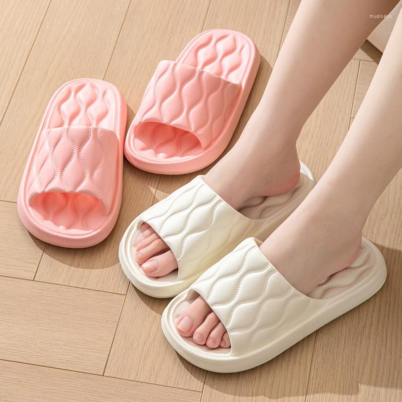 Slippers Women's Summer Outdoor Beach Thick Sole Indoor Casual Shoes Fashion Lightweight Non Slip Bathroom, Black
Slippers Women's Summer Outdoor Beach Thick Sole Indoor Casual Shoes Fashion Lightweight Non Slip Bathroom, Black
