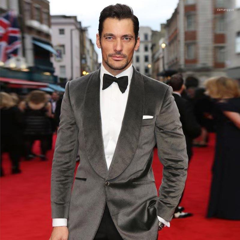 Men's Suits Gray Velvet Men's Suit Shawl Lapel Blazer Sets For Wedding Celebrity Tuxedos 2 Pieces Jacket And Pants Red Carpet Groom Wear
Men's Suits Gray Velvet Men's Suit Shawl Lapel Blazer Sets For Wedding Celebrity Tuxedos 2 Pieces Jacket And Pants Red Carpet Groom Wear