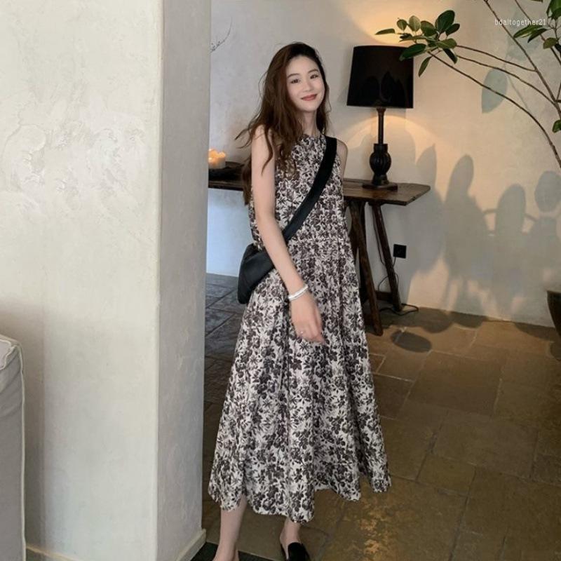 Casual Dresses Women French Summer Korean Round Neck Sleeveless Black Loose Floral Premium Medium Length Dress Female Clothing
Casual Dresses Women French Summer Korean Round Neck Sleeveless Black Loose Floral Premium Medium Length Dress Female Clothing