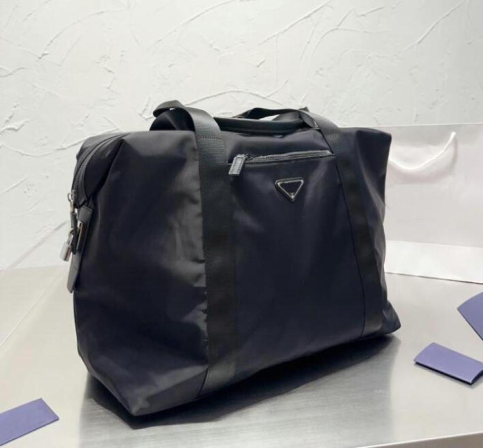 Luxury Duffle Bag Travel Luggage for Men Women Crossbody Totes Shoulder Travelling Bags Nylon Rain Cloth Duffel Handbags6402594, Black
Luxury Duffle Bag Travel Luggage for Men Women Crossbody Totes Shoulder Travelling Bags Nylon Rain Cloth Duffel Handbags6402594, Black