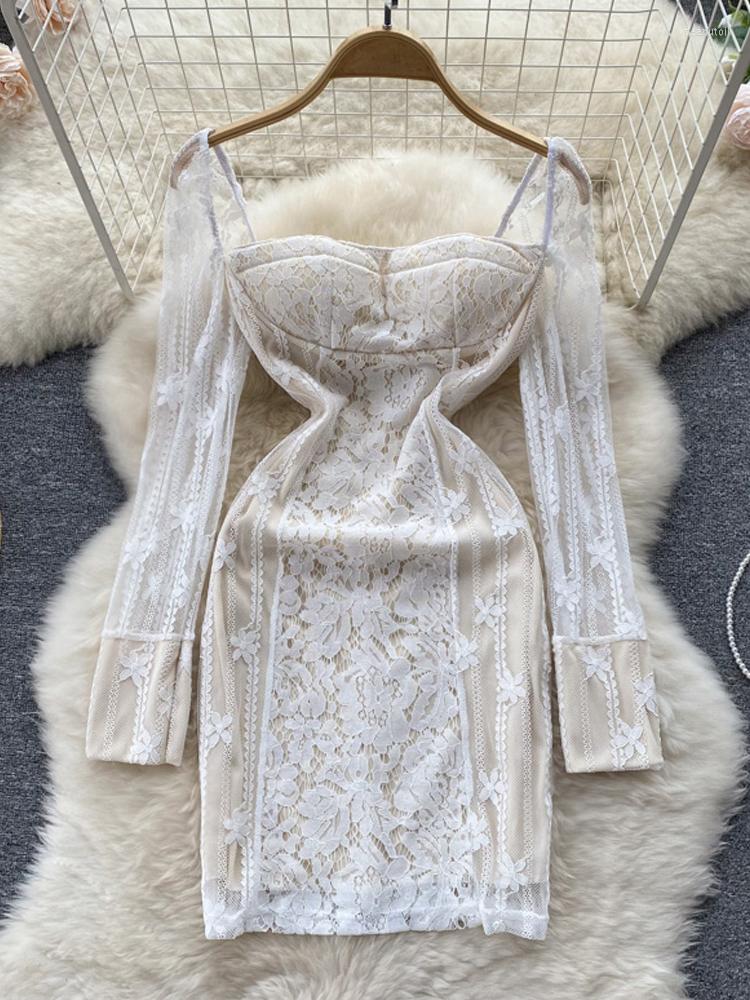 Casual Dresses YuooMuoo French Fashion Women Lace Short Dress 2023 Spring Autumn Long Sleeve Elegant White Bodycon Party
Casual Dresses YuooMuoo French Fashion Women Lace Short Dress 2023 Spring Autumn Long Sleeve Elegant White Bodycon Party