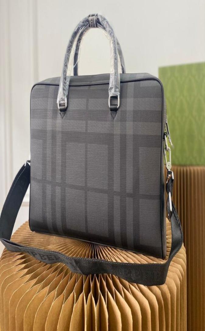 designers luxurys briefcase bags men business package laptop bag leather handbag Striped design messenger high capacity shoulder h5457822, Gray
designers luxurys briefcase bags men business package laptop bag leather handbag Striped design messenger high capacity shoulder h5457822, Gray