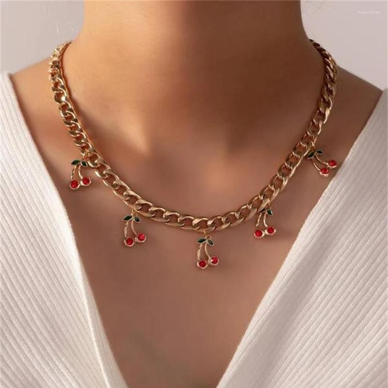 Pendant Necklaces Fashion Boho Vintage Simplicity Gold Plated Punk Flat Thick Chain Cherry Necklace For Women Choker Jewelry Party Gfit
Pendant Necklaces Fashion Boho Vintage Simplicity Gold Plated Punk Flat Thick Chain Cherry Necklace For Women Choker Jewelry Party Gfit