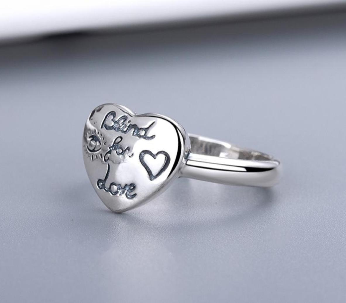 Top Luxury Designer Ring Letter Pattern Unisex Top Quality Silver Plated Rings Striped Charm Supply1549268
Top Luxury Designer Ring Letter Pattern Unisex Top Quality Silver Plated Rings Striped Charm Supply1549268