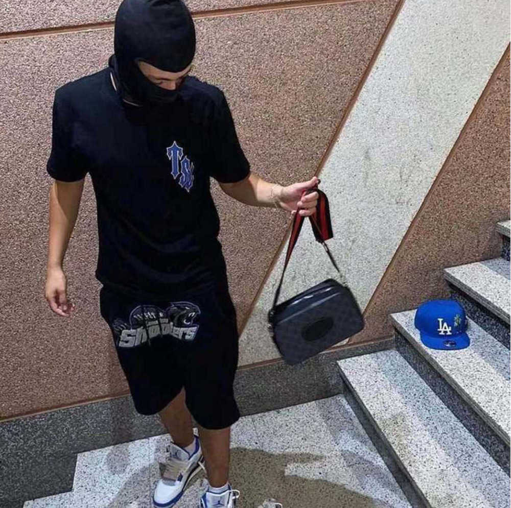 Summer Short Sleeve t Shirt Mens Shorts Suit Trapstar Designer Tshirt Hip Hop Sweatshirt Cotton Pants Set Sunscreen design The new fashion 38ess, No.2
Summer Short Sleeve t Shirt Mens Shorts Suit Trapstar Designer Tshirt Hip Hop Sweatshirt Cotton Pants Set Sunscreen design The new fashion 38ess, No.2