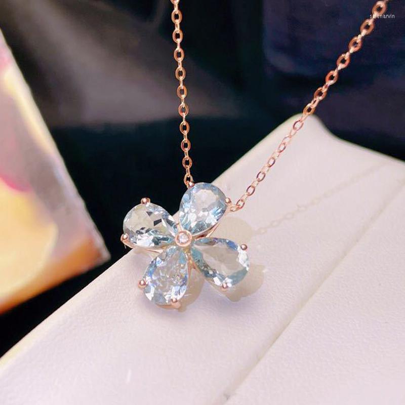 Chains S925 Sterling Silver Inlaid Rose Gold Blue Crystal Pendant Flower Ladies Necklace Shiny Fresh Exquisite Jewelry Accessories
Chains S925 Sterling Silver Inlaid Rose Gold Blue Crystal Pendant Flower Ladies Necklace Shiny Fresh Exquisite Jewelry Accessories