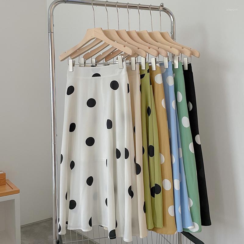 Skirts 2023 Summer Dot Printed A-line Pleated For Women Mid-long High Waist Vintage Skirt Female Korean Fashion Jupe 1648, Black
Skirts 2023 Summer Dot Printed A-line Pleated For Women Mid-long High Waist Vintage Skirt Female Korean Fashion Jupe 1648, Black