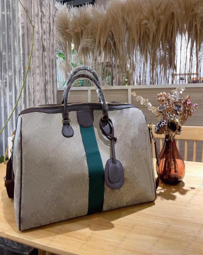 Travel Bags Mens Luxury Embossed Duffel Bag Fashion Outdoor Pack with Large SpaceHigh cap Multifunctional Handbag Shoulder Bagss2221351, Sky blue
Travel Bags Mens Luxury Embossed Duffel Bag Fashion Outdoor Pack with Large SpaceHigh cap Multifunctional Handbag Shoulder Bagss2221351, Sky blue