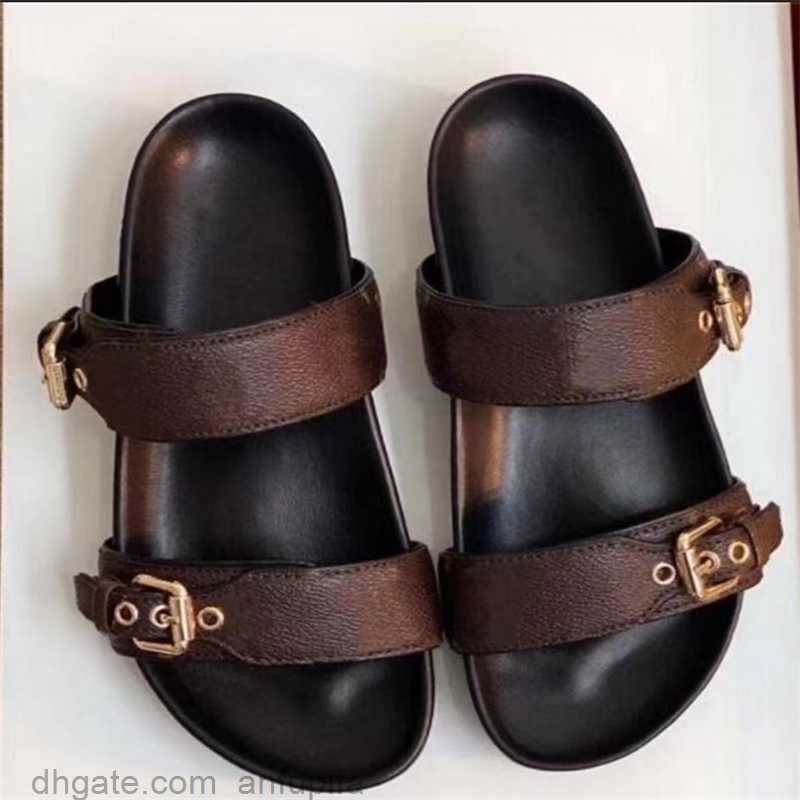 Slippers BOM DIA FLAT MULE 1A3R5M Cool Effortlessly Stylish Slides 2 Straps with Adjusted Gold Buckles Women Summer. 35-46m Men women ali, Black
Slippers BOM DIA FLAT MULE 1A3R5M Cool Effortlessly Stylish Slides 2 Straps with Adjusted Gold Buckles Women Summer. 35-46m Men women ali, Black