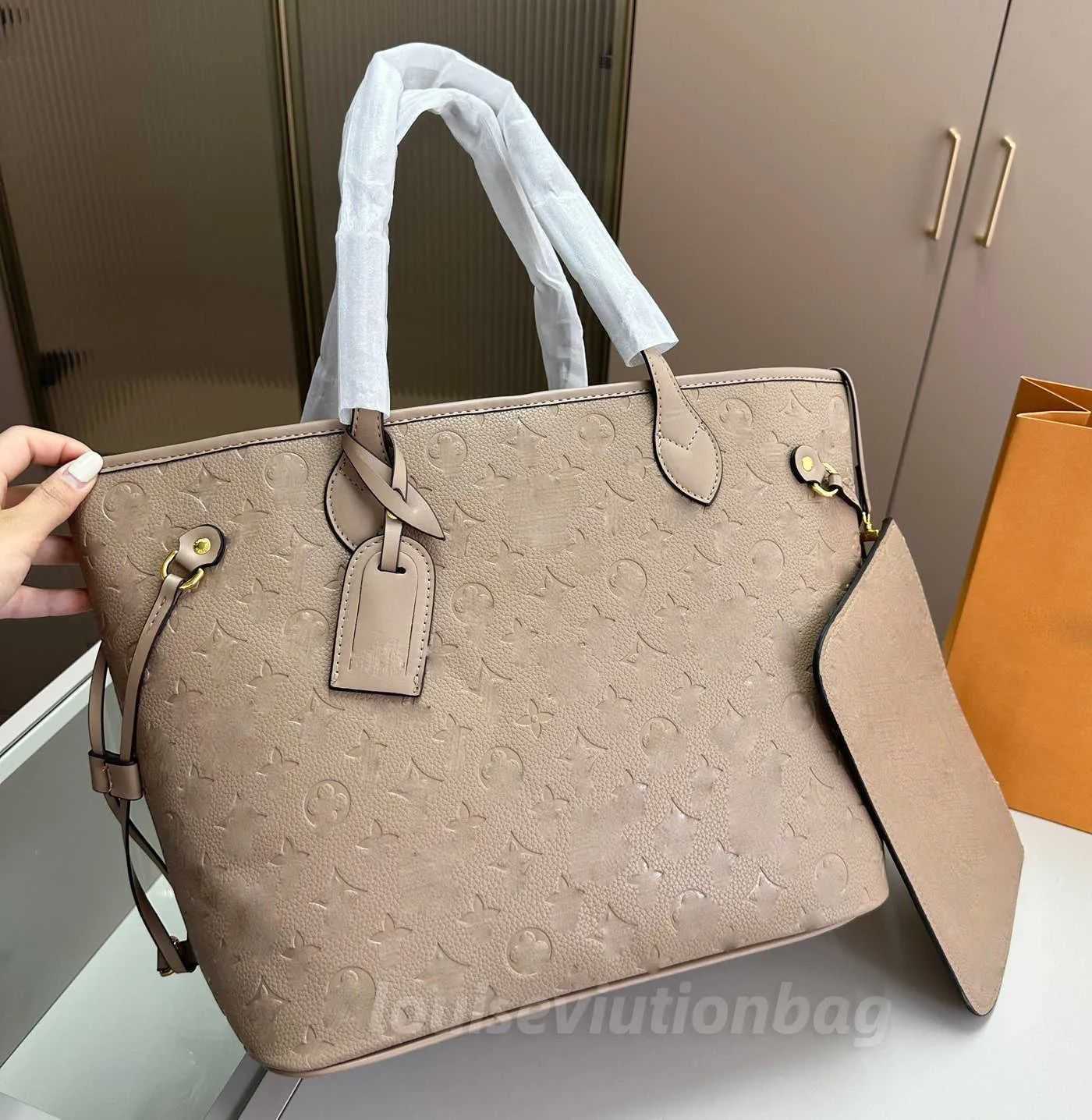 2022 TOP 6 colors lattice 2pcs set Evening Bags Women PU Bags handbag ladies designer high-quality lady clutch retro shoulder Purse bag WALLET, Red embossing
2022 TOP 6 colors lattice 2pcs set Evening Bags Women PU Bags handbag ladies designer high-quality lady clutch retro shoulder Purse bag WALLET, Red embossing