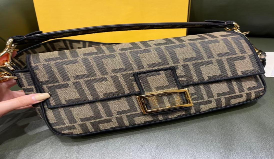 2022 Luxury Designer Handbags Presbyopia Baguette Vintage Shoulder Bags Women039s Handbags Wallets Clutches1191666, Lavender
2022 Luxury Designer Handbags Presbyopia Baguette Vintage Shoulder Bags Women039s Handbags Wallets Clutches1191666, Lavender