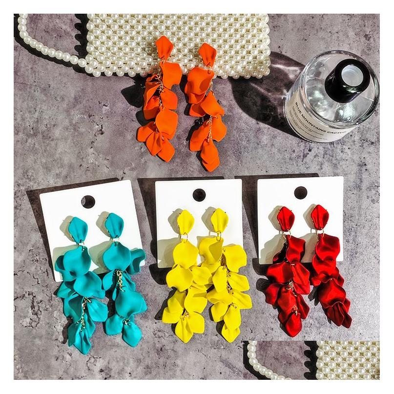 Dangle Chandelier 7 Colors Petal Tassel Women Earrings Creative Personality Charm Lady Elegant Stud Party Banquet Trendy Female Pe Dhrwi
Dangle Chandelier 7 Colors Petal Tassel Women Earrings Creative Personality Charm Lady Elegant Stud Party Banquet Trendy Female Pe Dhrwi