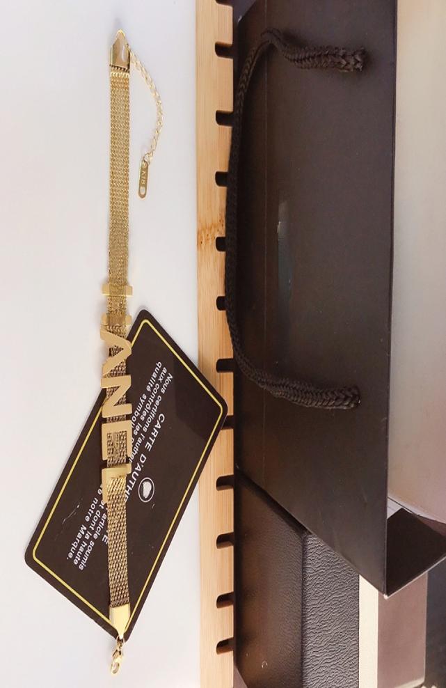 New Style Bracelets Women Bangle Wristband Cuff Chain Designer Letter Jewelry 18K Gold Plated Stainless steel Wedding Lovers Gift 2146464
New Style Bracelets Women Bangle Wristband Cuff Chain Designer Letter Jewelry 18K Gold Plated Stainless steel Wedding Lovers Gift 2146464