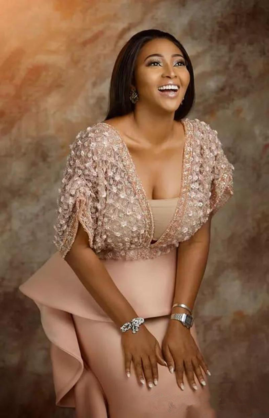 2023 New Pearl Pink Lace Evening Dresses African Saudi Arabia Formal Dress For Women Sheath Prom Gowns Celebrity Robe De Soiree 0906