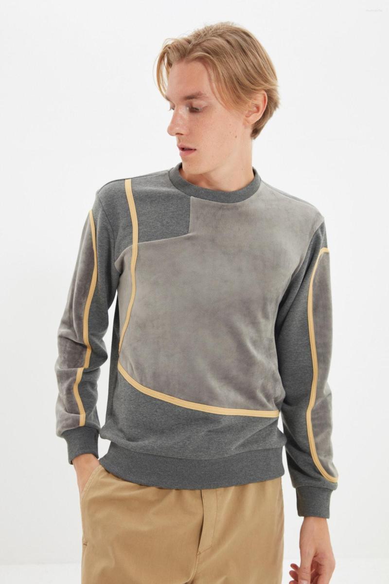 Women's Hoodies Trendyol Unisex Regular Fit Long Sleeve Cycling Neck Sweatshirt TMNAW22SW1480, Gray
Women's Hoodies Trendyol Unisex Regular Fit Long Sleeve Cycling Neck Sweatshirt TMNAW22SW1480, Gray
