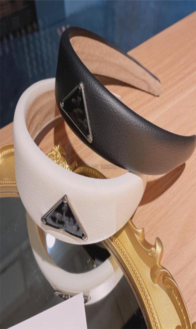 Fashion P PU leather hair sticks boutique girls triangle hairbands designer women accessories children princess headbands A75535016459, Red
Fashion P PU leather hair sticks boutique girls triangle hairbands designer women accessories children princess headbands A75535016459, Red