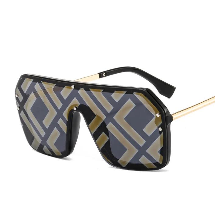Designer sunglasses mens eyeglasses PC lens full frame UV400 sun proof womens fashion glasses luxury printing F oversize Adumbral for beach outdoor Fashion
Designer sunglasses mens eyeglasses PC lens full frame UV400 sun proof womens fashion glasses luxury printing F oversize Adumbral for beach outdoor Fashion