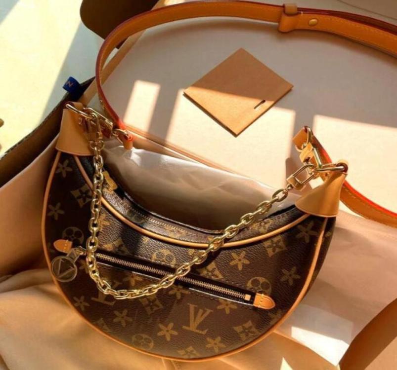 Fashion Women bag designers bags 2pcs shoulder Handbag Handbags Messenger Bag Credit card holder Coin purses tote female purse wal4246787, Red
Fashion Women bag designers bags 2pcs shoulder Handbag Handbags Messenger Bag Credit card holder Coin purses tote female purse wal4246787, Red