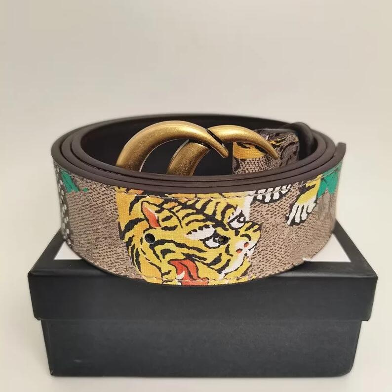 Men Women Solid Belt Women Genuine Leather 12 Color Bronze big buckle Designers Cowhide Belts For Men Luxury Waistband 3.8cm with box, Belt + gift box
Men Women Solid Belt Women Genuine Leather 12 Color Bronze big buckle Designers Cowhide Belts For Men Luxury Waistband 3.8cm with box, Belt + gift box