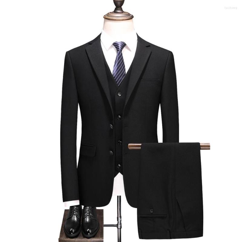 Men' Suits Simple Solid Color Large Size Mens Suit Three Piece Sets 2023 Autumn Groom Wedding Classic Formal Business Banquet Wear, Black
Men' Suits Simple Solid Color Large Size Mens Suit Three Piece Sets 2023 Autumn Groom Wedding Classic Formal Business Banquet Wear, Black