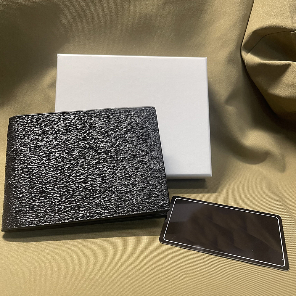 Top quality leather wallets designer European trend style purse men's and women's holder trend mini wallet credit card coin key ring pocket slot and box, Black with box
Top quality leather wallets designer European trend style purse men's and women's holder trend mini wallet credit card coin key ring pocket slot and box, Black with box
