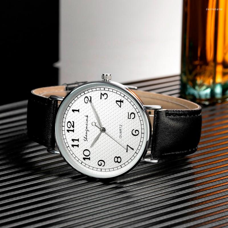 Wristwatches Men's Quartz Wristwatch Leather Bracelet Watches For Men With Simple Sports Watch Relogio Masculino
Wristwatches Men's Quartz Wristwatch Leather Bracelet Watches For Men With Simple Sports Watch Relogio Masculino