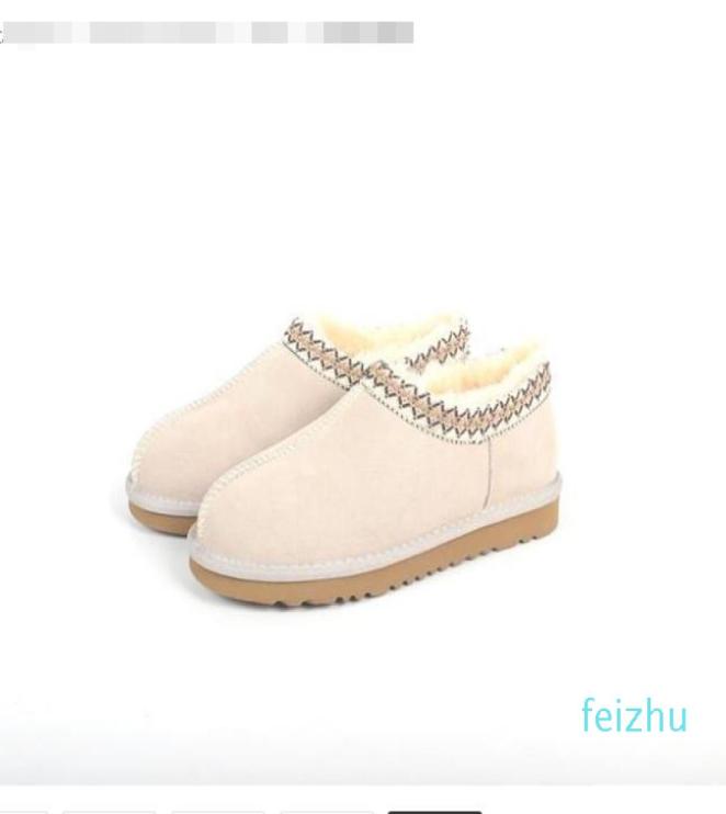 Boot women man Classic winter SLIPPER boots Ankle snow Boots winter slippers MAN TASMAN shoes Size 34446799525, Chocolate
Boot women man Classic winter SLIPPER boots Ankle snow Boots winter slippers MAN TASMAN shoes Size 34446799525, Chocolate
