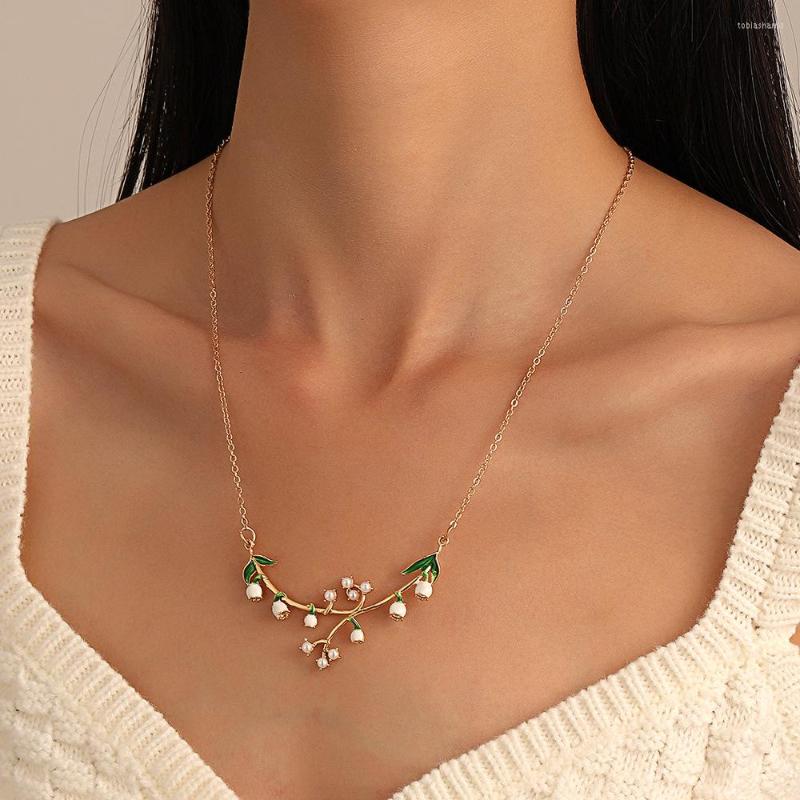Chains Linglan Flower Necklace Fashion Mori Super Immortal Inlaid Pearl Drop Glaze Collar Chain Sweet Neckchain
Chains Linglan Flower Necklace Fashion Mori Super Immortal Inlaid Pearl Drop Glaze Collar Chain Sweet Neckchain