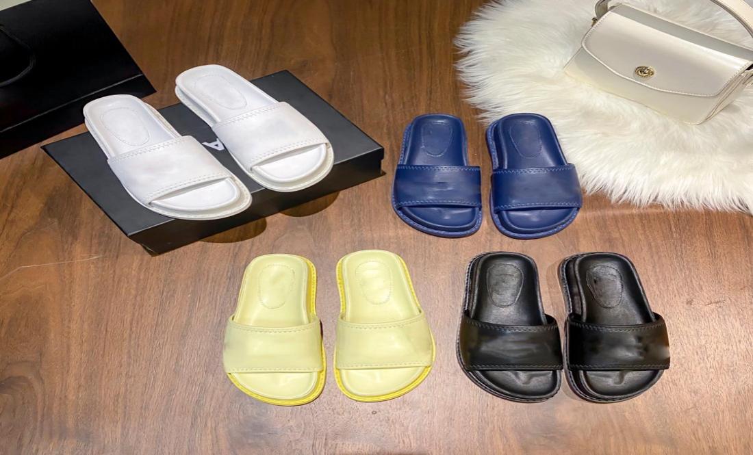 2022 Designers Women luxury Slippers comfort Smooth Calfskin Flat Letter Mules Fashionable Easytowear Rubber Bottom Width Slides6136488, Chocolate
2022 Designers Women luxury Slippers comfort Smooth Calfskin Flat Letter Mules Fashionable Easytowear Rubber Bottom Width Slides6136488, Chocolate