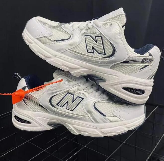 023 Casual Men Women Sports Shoes Low Cut Lace-up Leisure Sneakers Outdoor Unisex Trainers 530 Mesh Size 36-44 Breathable
023 Casual Men Women Sports Shoes Low Cut Lace-up Leisure Sneakers Outdoor Unisex Trainers 530 Mesh Size 36-44 Breathable