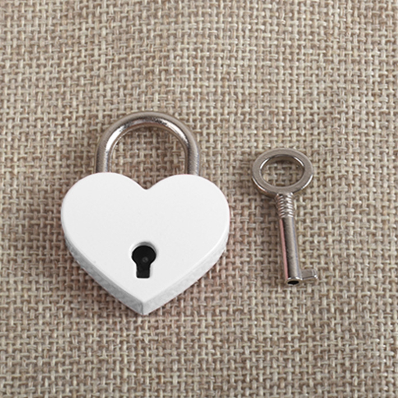 Heart Shape Key Padlocks 25*32*6.5mm Vintage Metal Mini Door Locks Small Bag Suitcase Luggage Box Diary Book Key Lock With Key