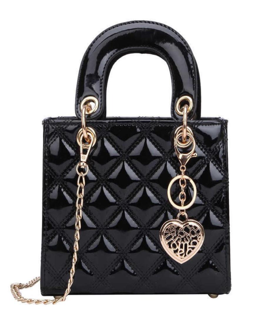 Luxury Brand Tote Bag 2021 Fashion New High Quality Patent Leather Women039s Designer Handbag Lingge Chain Shoulder Messenger B3970740, Cream
Luxury Brand Tote Bag 2021 Fashion New High Quality Patent Leather Women039s Designer Handbag Lingge Chain Shoulder Messenger B3970740, Cream