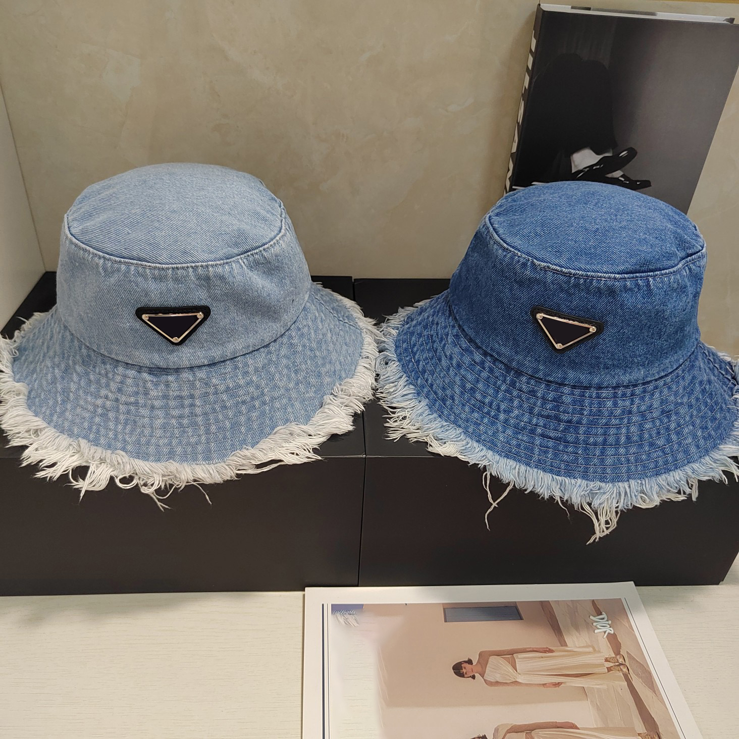 Designer Men's Women's Fashion Bucket Hat Denim Fringe Hat Summer Sunshade Autumn Casual, Blue
Designer Men's Women's Fashion Bucket Hat Denim Fringe Hat Summer Sunshade Autumn Casual, Blue