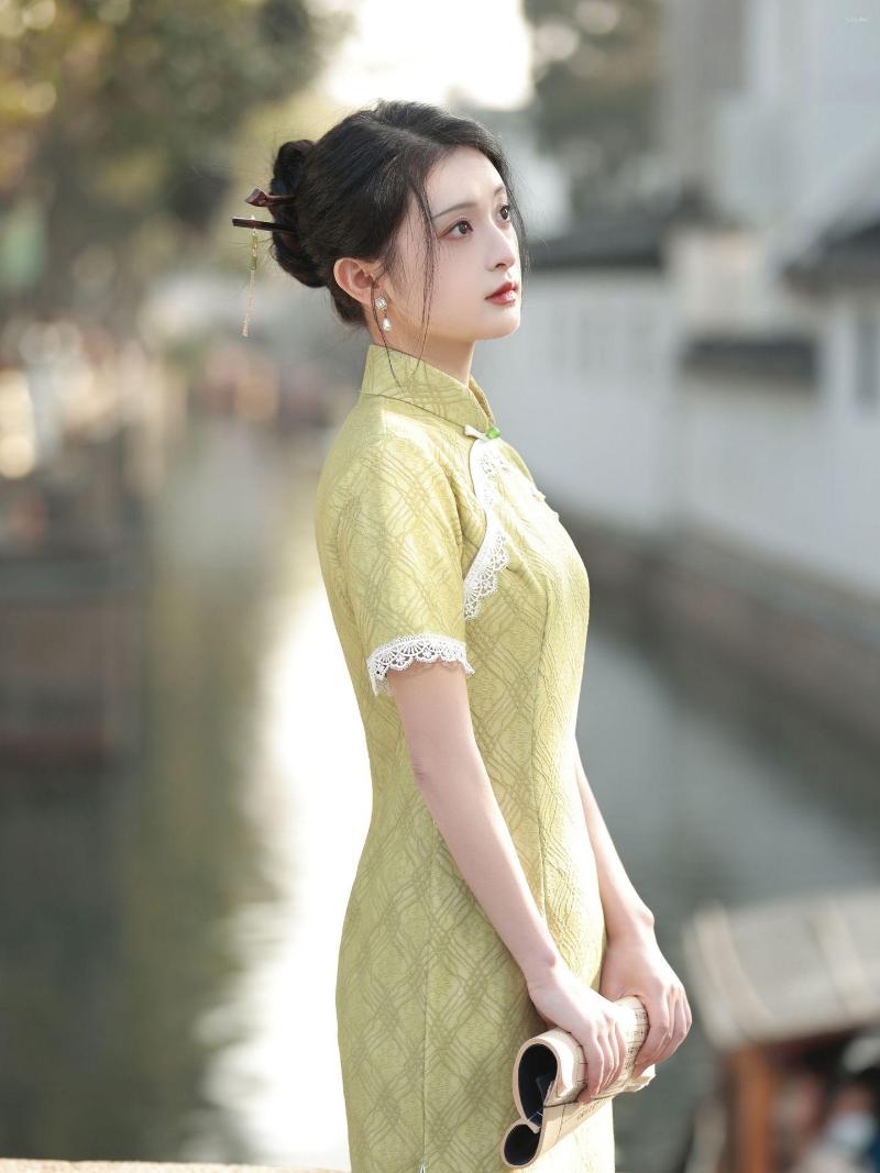 Ethnic Clothing 2023 Spring Chinese Traditional Dress Cheongsam Qipao Vestidos De Mujer Robe Chinoise For Women Noche Wedding
Ethnic Clothing 2023 Spring Chinese Traditional Dress Cheongsam Qipao Vestidos De Mujer Robe Chinoise For Women Noche Wedding