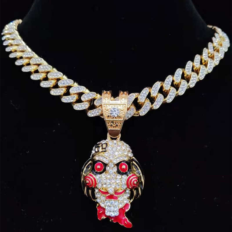 Men Women Hip Hop Iced Out Bling Mask Pendant Necklace with 13mm Miami Cuban Chain Necklaces Hiphop Fashion Charm Jewelry
Men Women Hip Hop Iced Out Bling Mask Pendant Necklace with 13mm Miami Cuban Chain Necklaces Hiphop Fashion Charm Jewelry