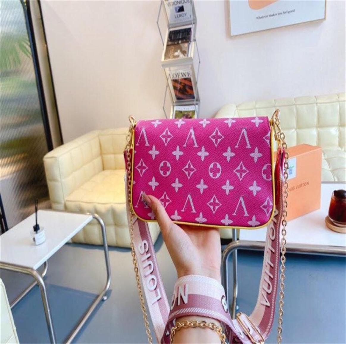 Brand 23SS Women039s Messenger Bags Gradient Letter Cloud bag sheepskin underarm texture soft Pu leather fashion grils envelope5186993, Beige
Brand 23SS Women039s Messenger Bags Gradient Letter Cloud bag sheepskin underarm texture soft Pu leather fashion grils envelope5186993, Beige
