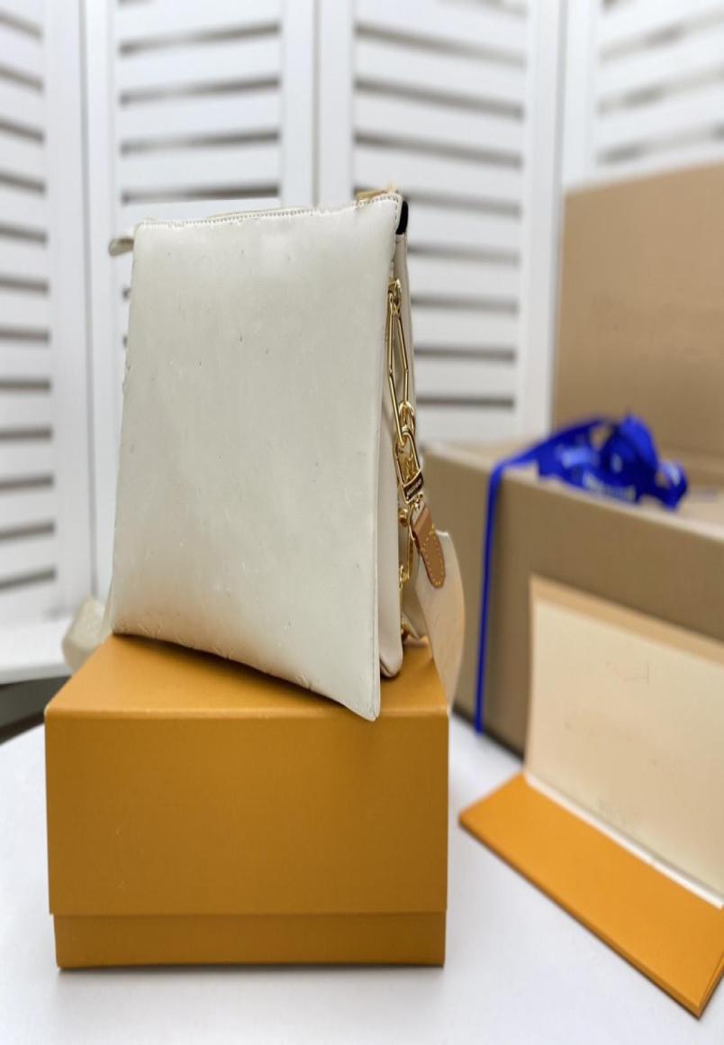 2021Women Single Shoulder Bag 21ss Wide Strap Chain Letter Printing Stylish Glossy Good Quality Fashion Luxurys Ladies bags7206025, Sky blue
2021Women Single Shoulder Bag 21ss Wide Strap Chain Letter Printing Stylish Glossy Good Quality Fashion Luxurys Ladies bags7206025, Sky blue