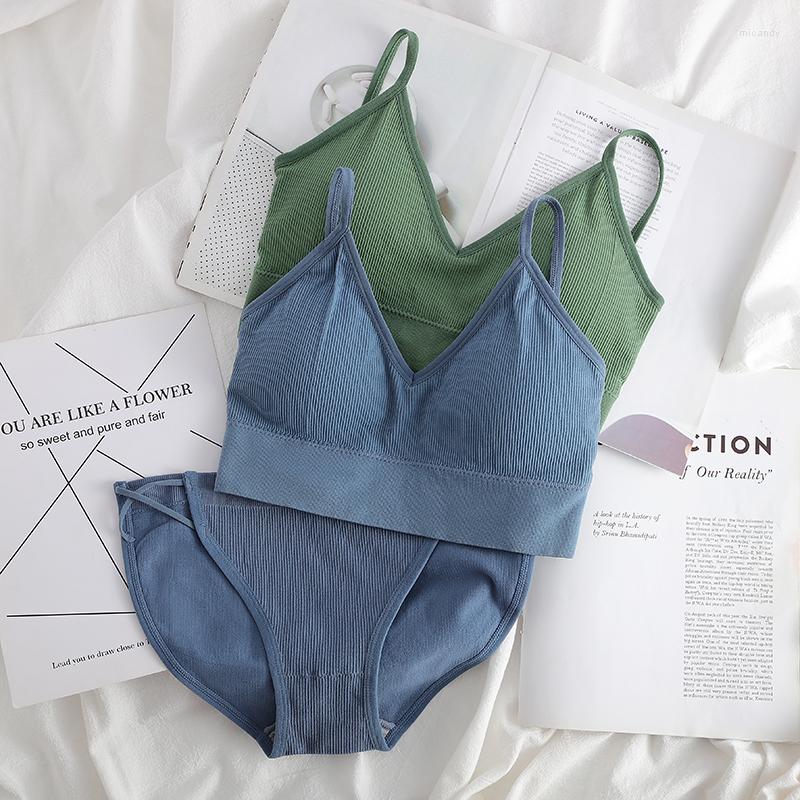 Bras Sets 2Pcs Bra Set Underwear Women Panties Sexy G-String Seamless Bralette Female Lingerie Soft Tank Crop Top 2023, White
Bras Sets 2Pcs Bra Set Underwear Women Panties Sexy G-String Seamless Bralette Female Lingerie Soft Tank Crop Top 2023, White