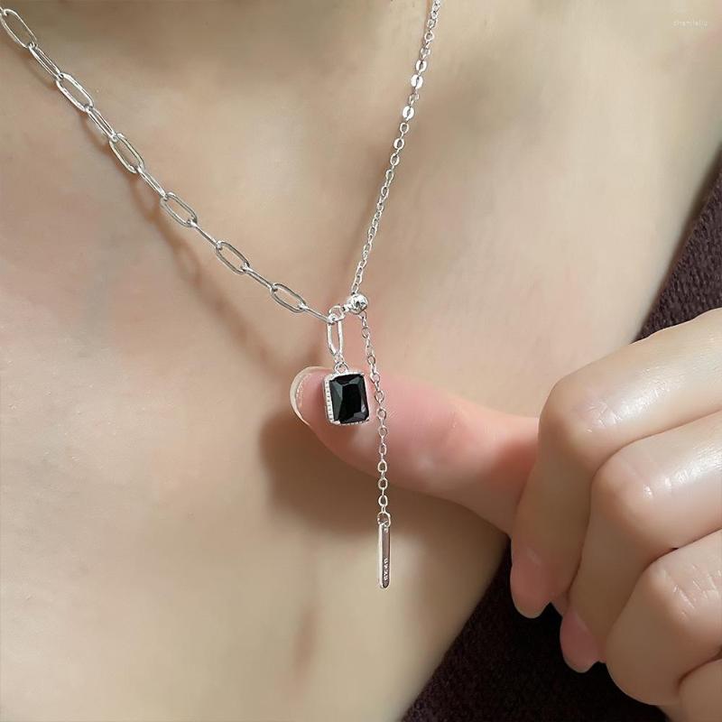 Pendant Necklaces VENTFILLE Silver Color Neckalce For Women Girl Gift Super Cool Black Square Crystal Chain Pullable Baby Tassel Jewelry
Pendant Necklaces VENTFILLE Silver Color Neckalce For Women Girl Gift Super Cool Black Square Crystal Chain Pullable Baby Tassel Jewelry