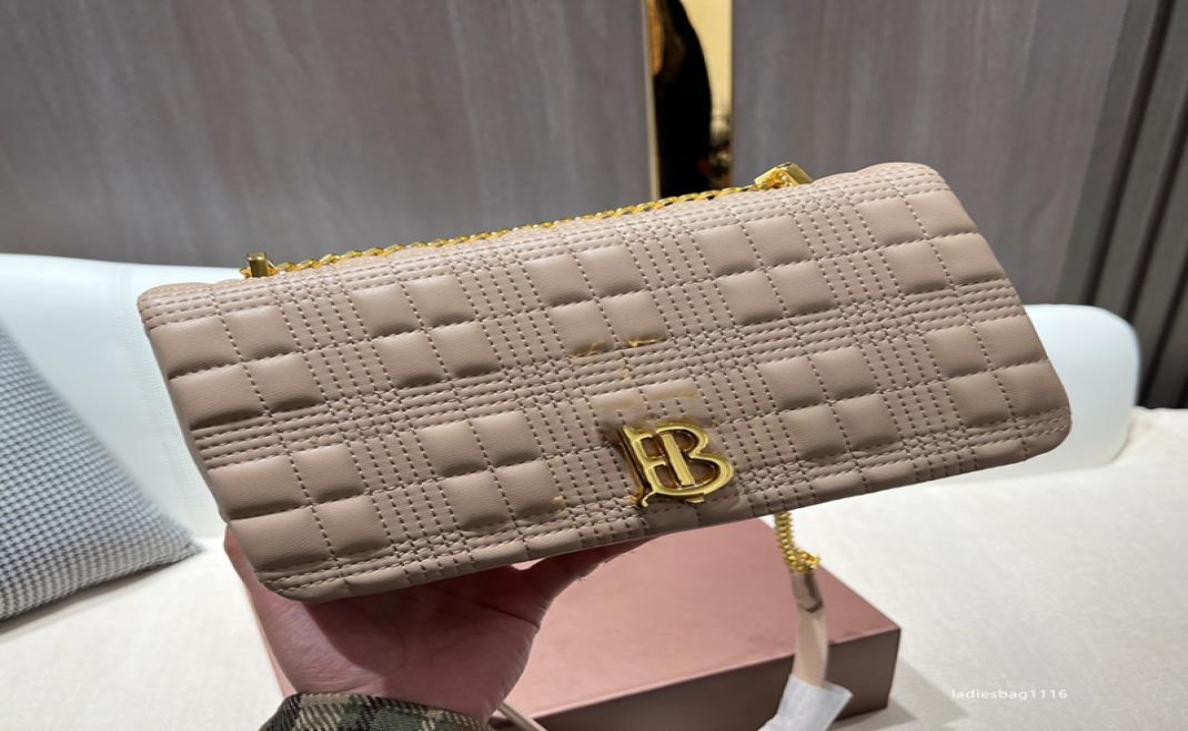 Evening Bags Luxury Designer bag Shoulder Handbags B Quality High Fashion women wallets Clutch totes CrossBody cowhide canvas Tofu9719747, White
Evening Bags Luxury Designer bag Shoulder Handbags B Quality High Fashion women wallets Clutch totes CrossBody cowhide canvas Tofu9719747, White