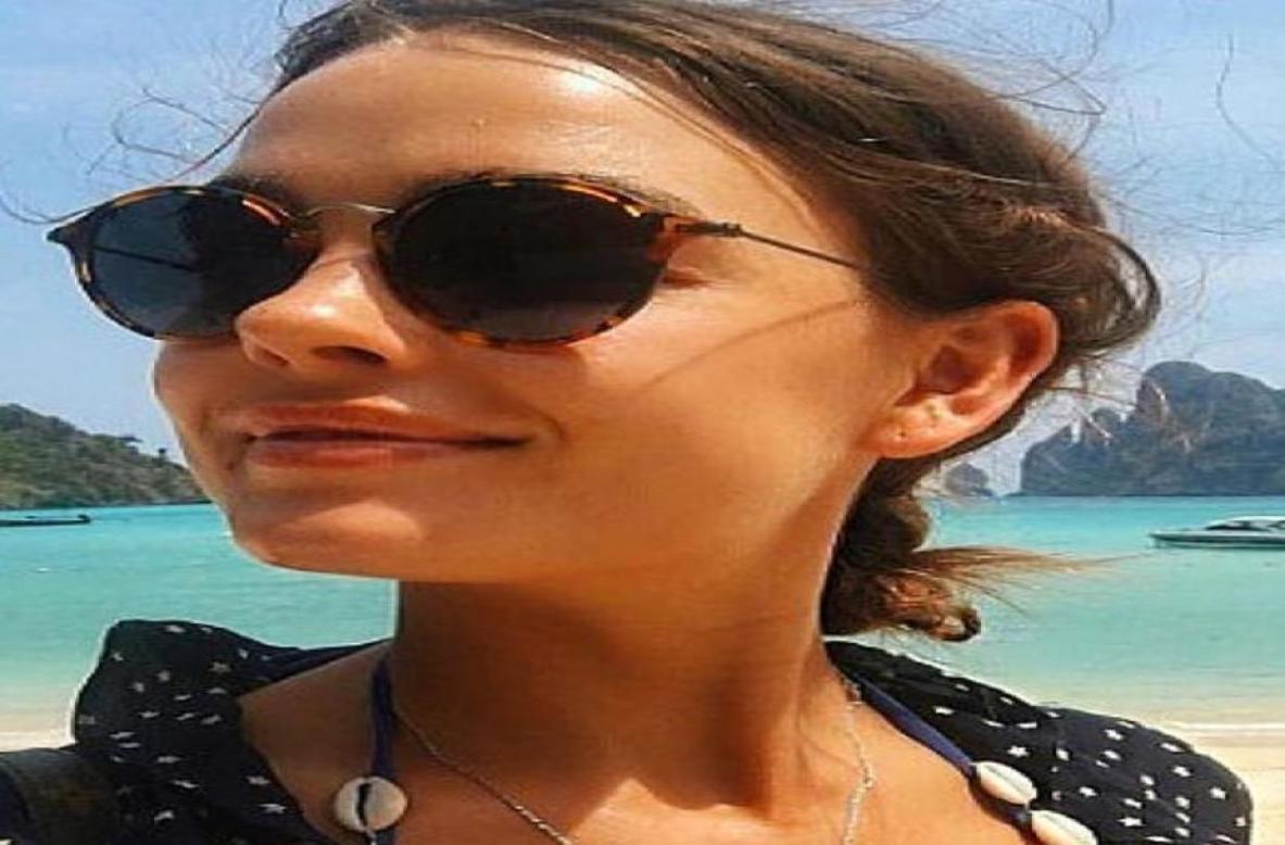 Sunglasses WholeBrand Designer 2447 Round For Male And Female Retro Sports Sun Men Uv400 Lenses With Brown Box9282246
Sunglasses WholeBrand Designer 2447 Round For Male And Female Retro Sports Sun Men Uv400 Lenses With Brown Box9282246